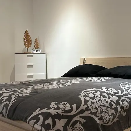 Le Rez D 'amercoeur Apartment