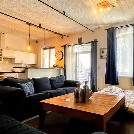 Le Rez D 'amercoeur Apartment